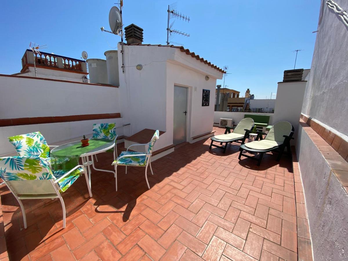Amazing 2 Bedroom Apartment With Big Sun Terrace Sitges Centre Beach Bagian luar foto