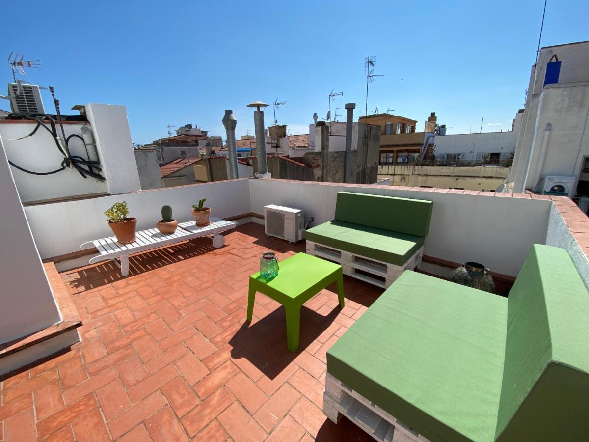 Amazing 2 Bedroom Apartment With Big Sun Terrace Sitges Centre Beach Bagian luar foto