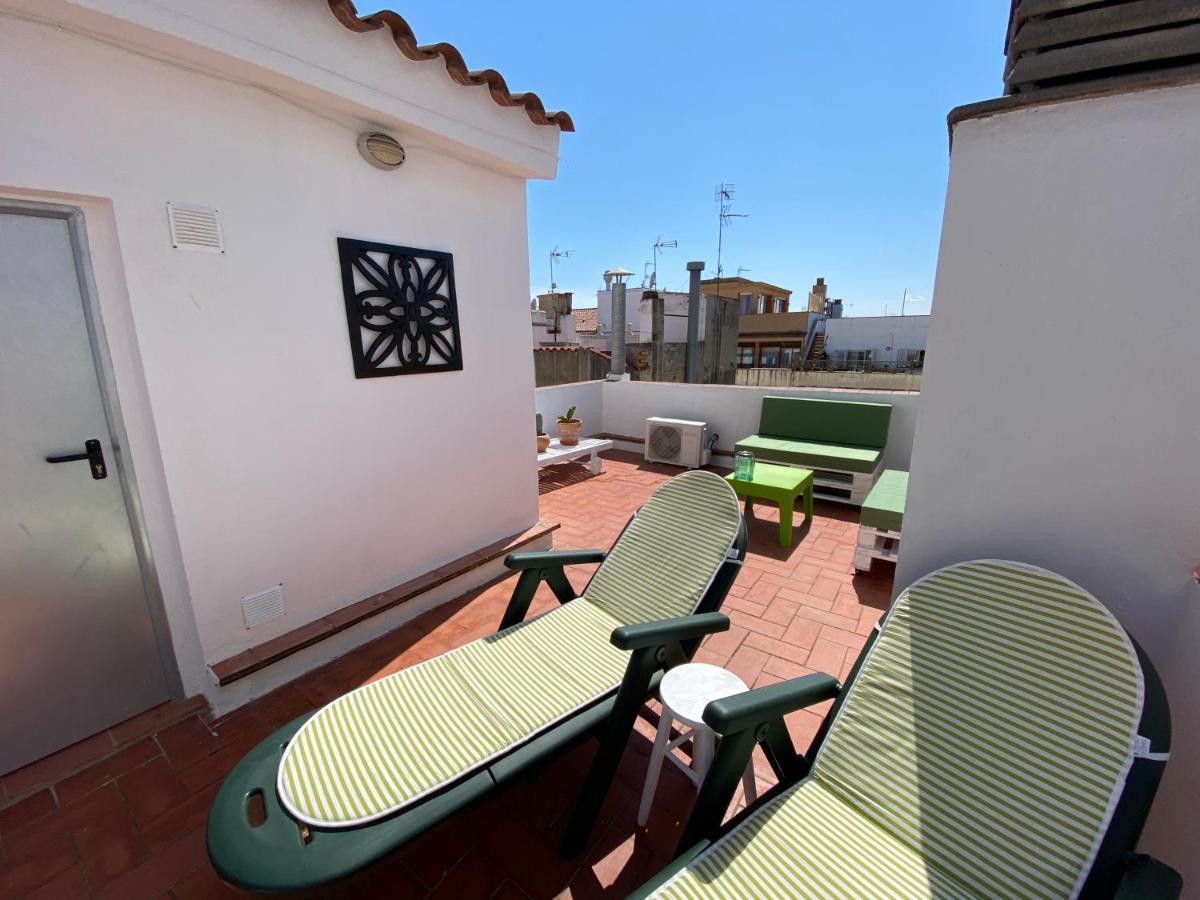Amazing 2 Bedroom Apartment With Big Sun Terrace Sitges Centre Beach Bagian luar foto