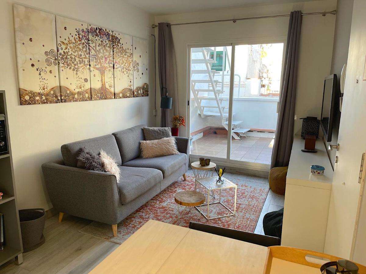 Amazing 2 Bedroom Apartment With Big Sun Terrace Sitges Centre Beach Bagian luar foto