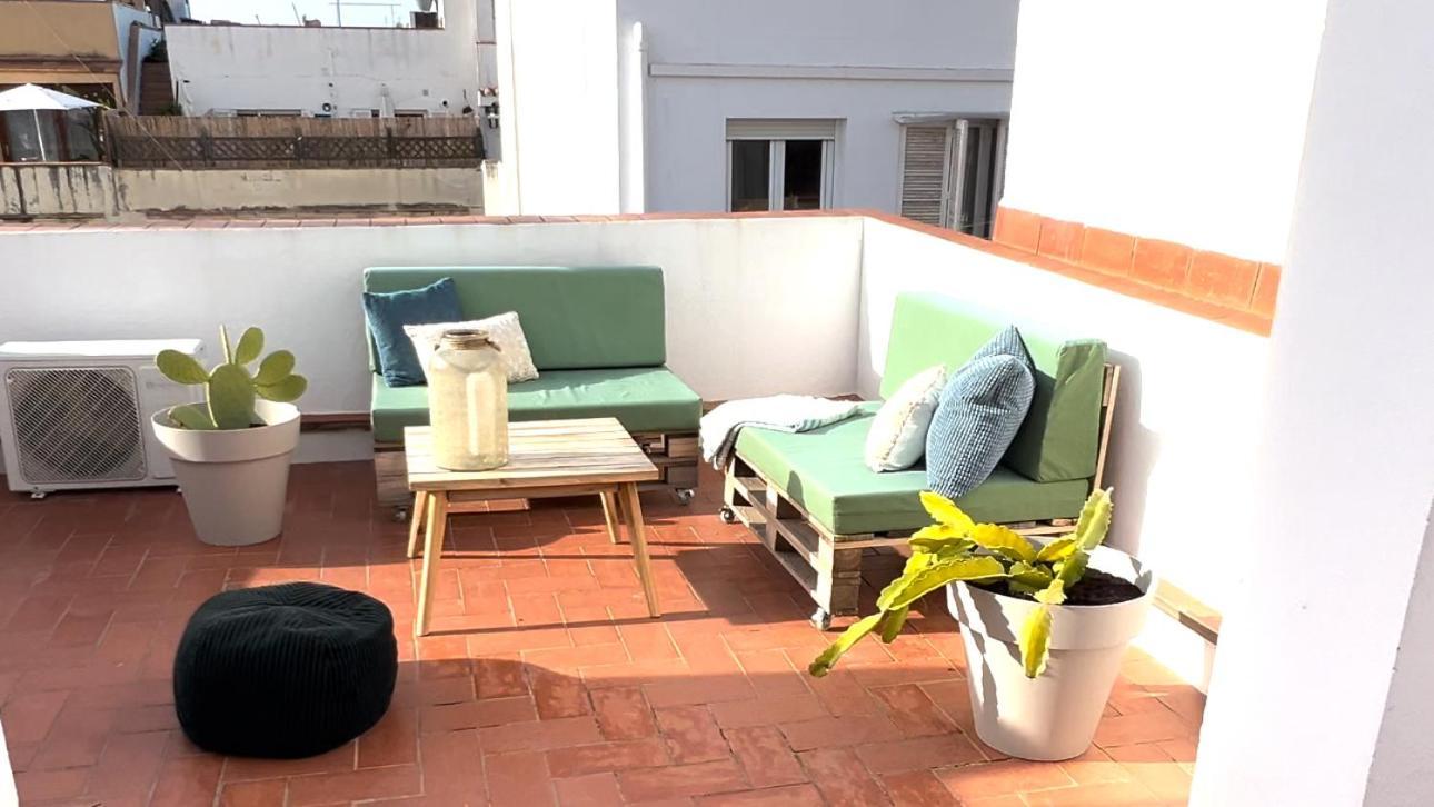 Amazing 2 Bedroom Apartment With Big Sun Terrace Sitges Centre Beach Bagian luar foto